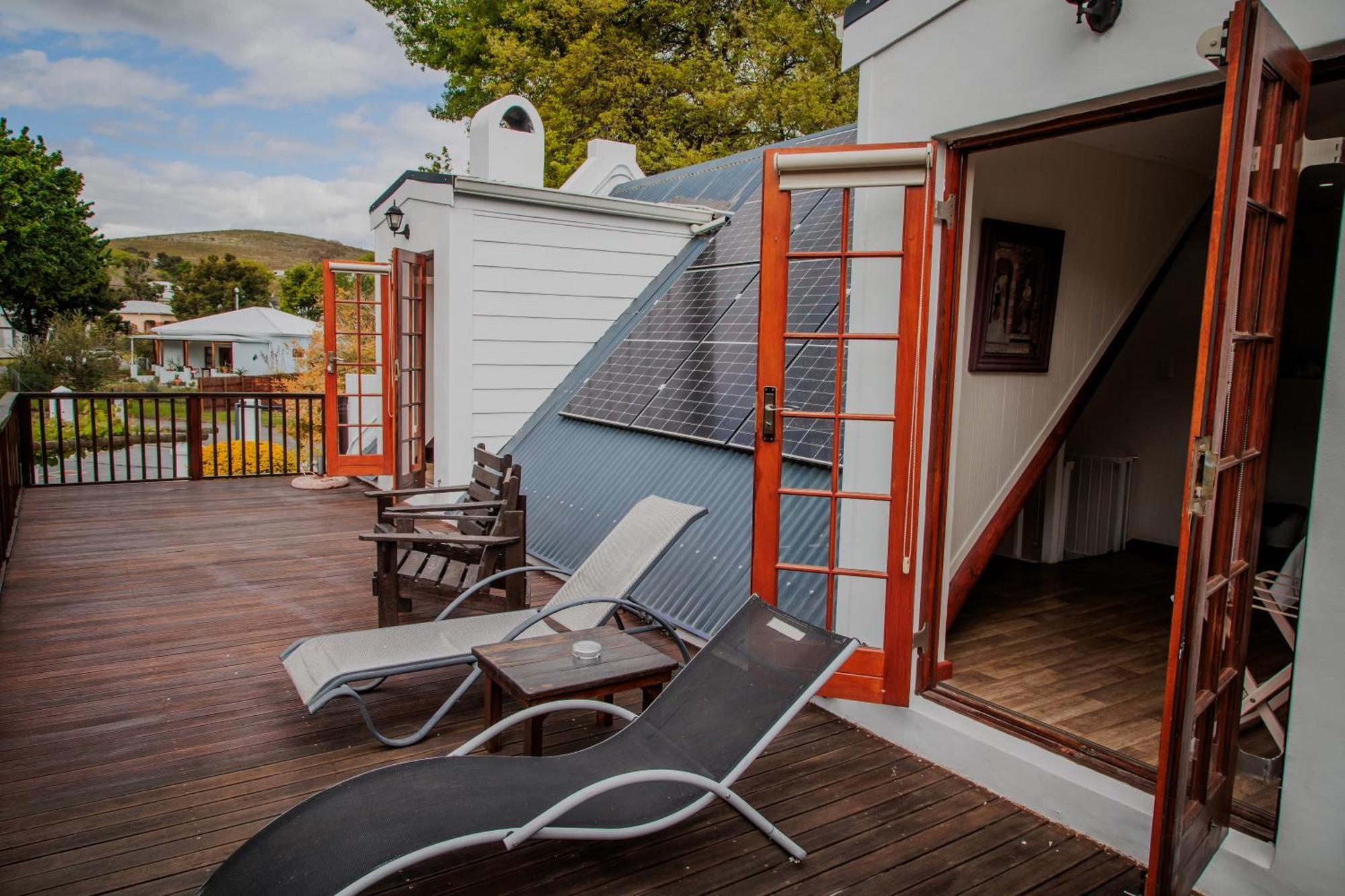 Aan De Oever Guesthouse Свелендам Екстериор снимка