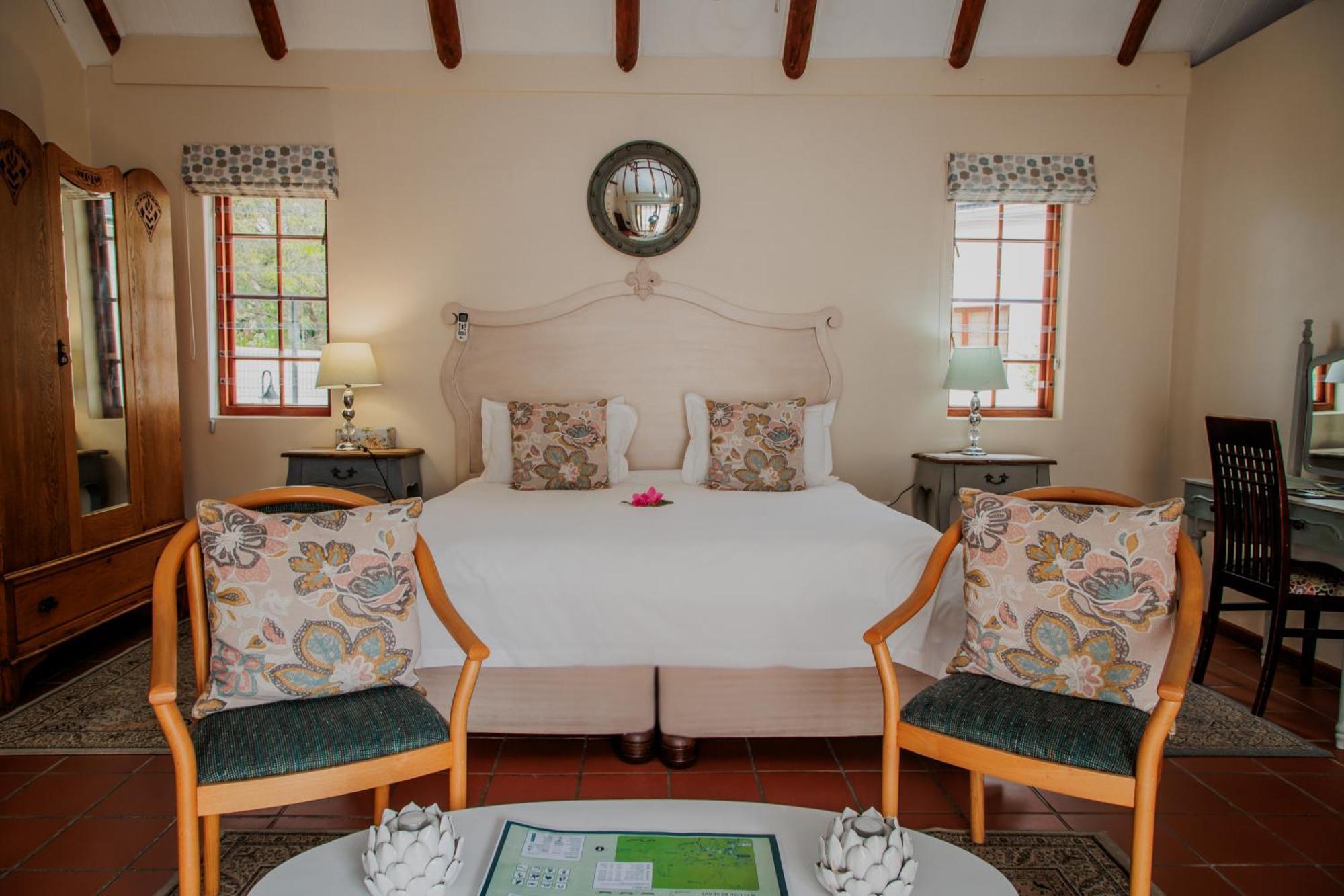 Aan De Oever Guesthouse Свелендам Екстериор снимка