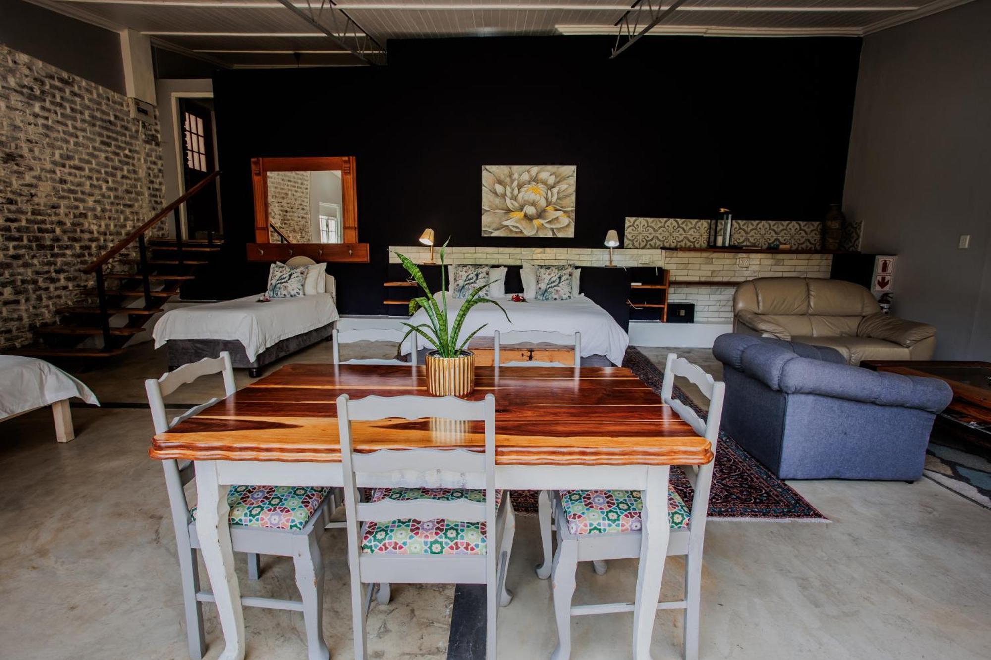 Aan De Oever Guesthouse Свелендам Екстериор снимка